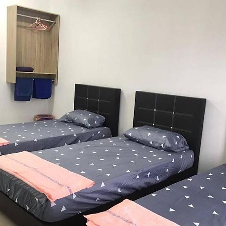 Familyday Homestay Port Dickson Bbq 3Min To Beach Bagian luar foto
